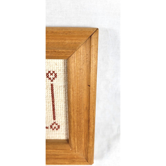 Amish Mennonite Couple Completed Cross Stitch Farmhouse Americana Rustic 5" - Picture 7 of 15